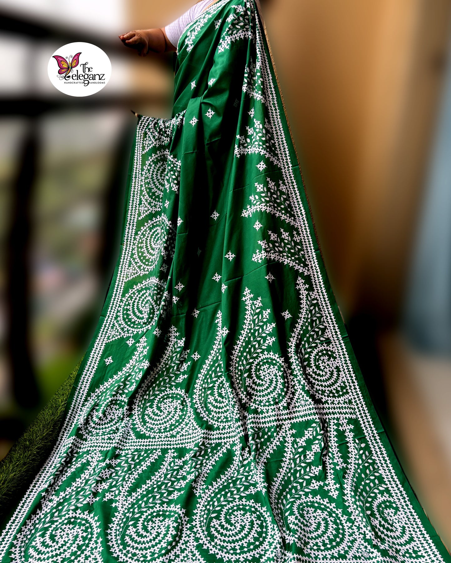 Alpona – Threads of Festive Grace