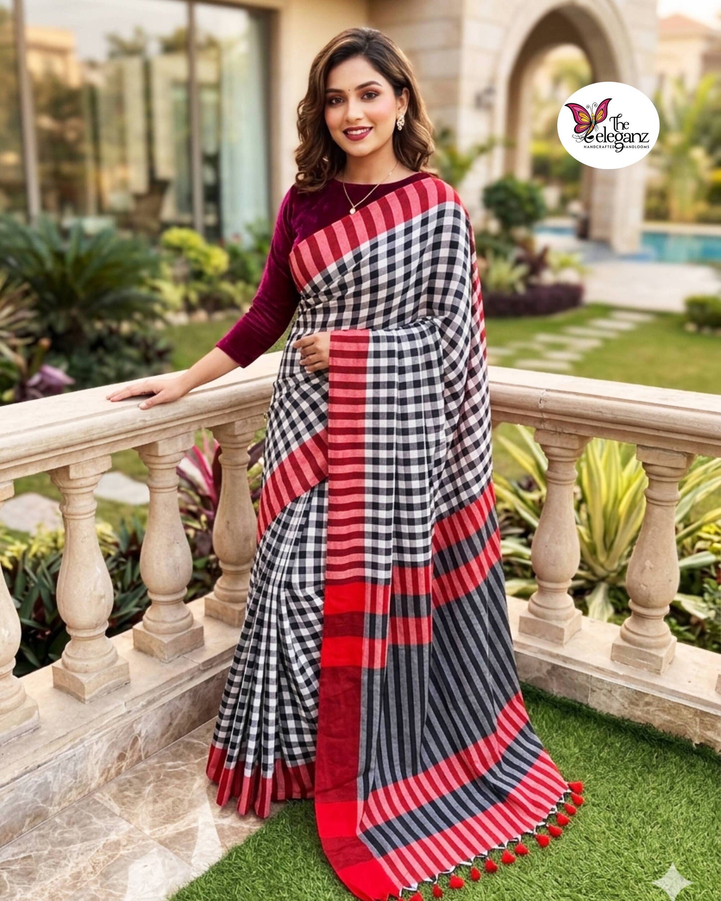 Charulata Pure Cotton Checks Saree