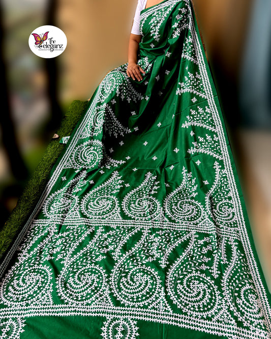 Alpona – Threads of Festive Grace