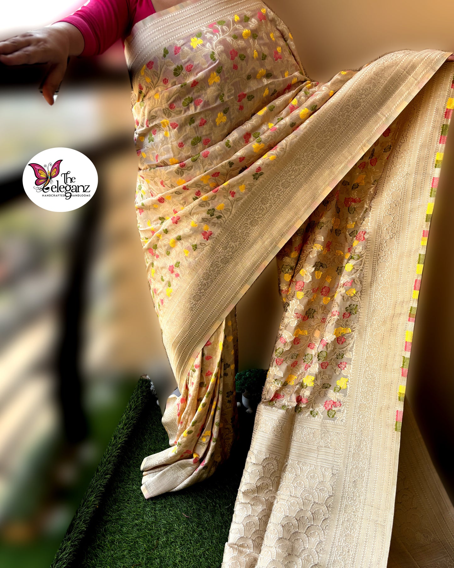 nayaa – The Whisper of Ivory Blooms