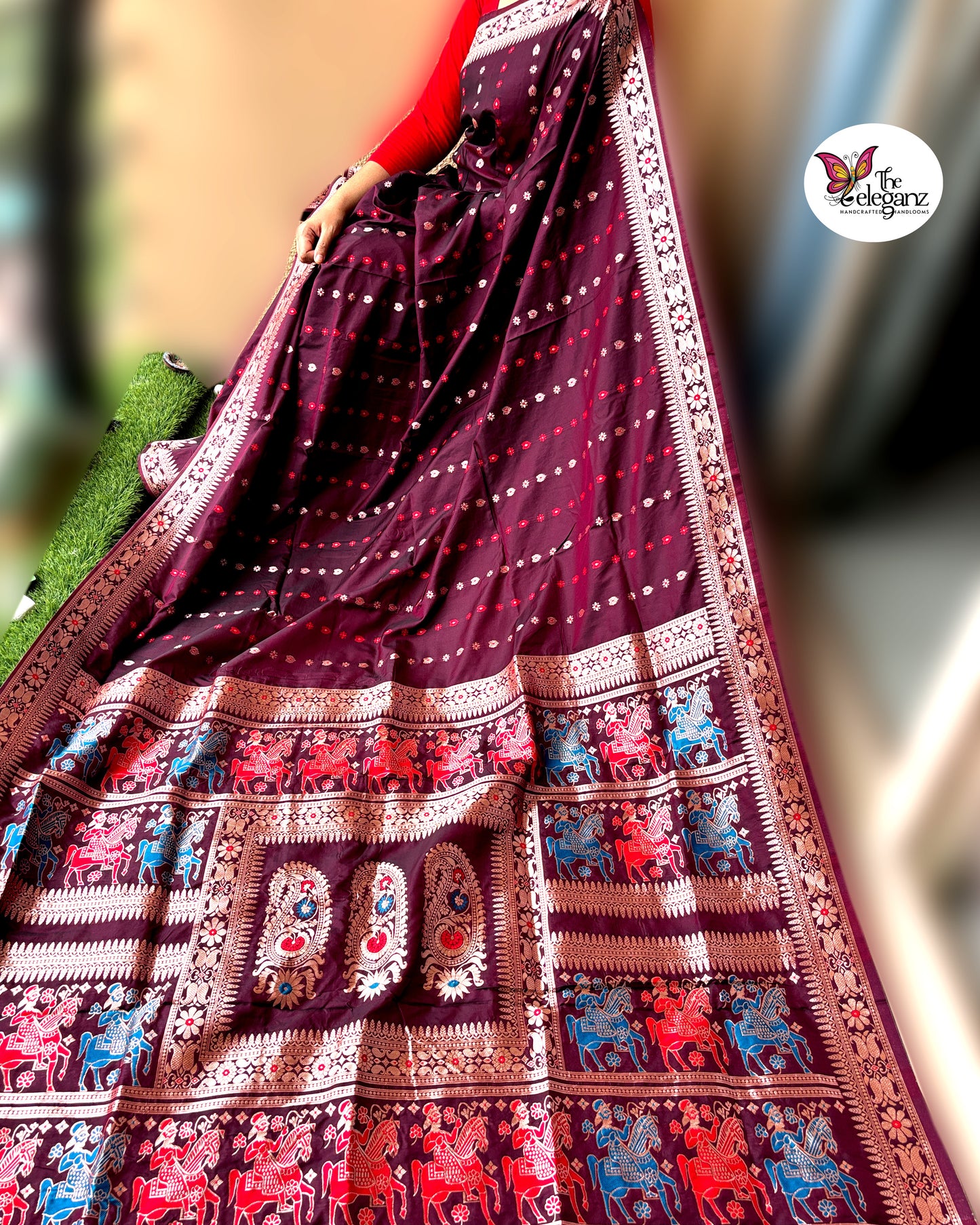 Manika – The Maroon Swarnachuri