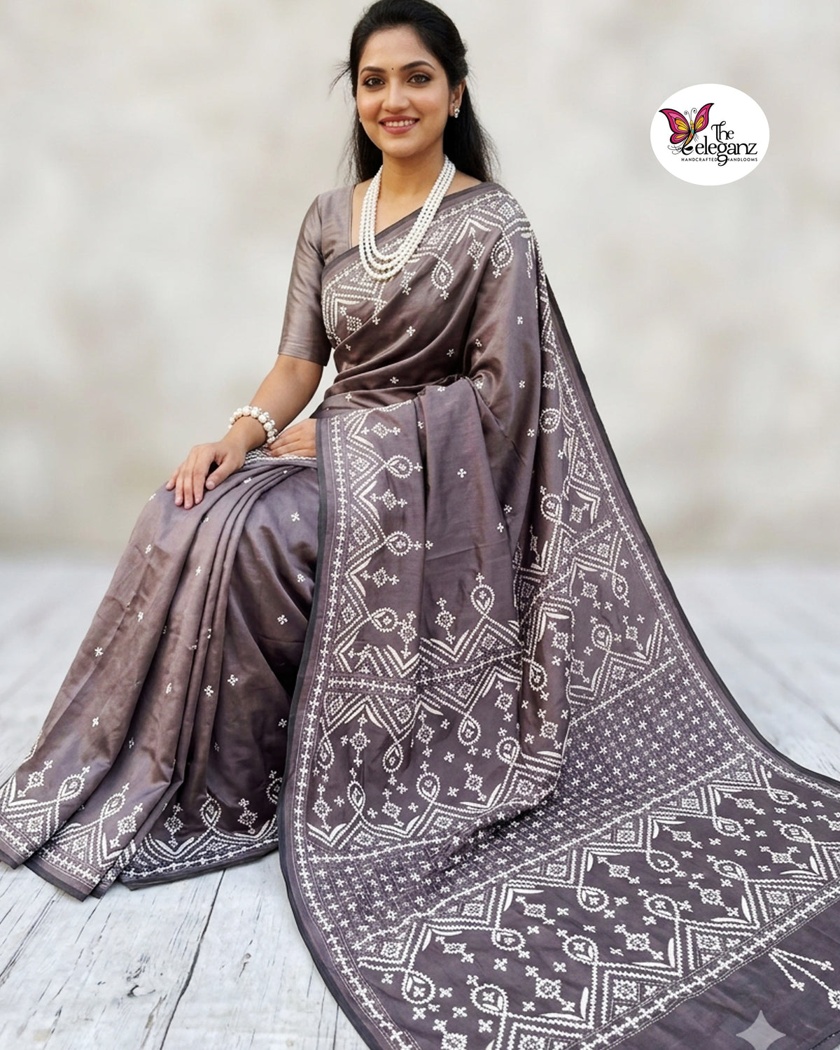 Netra – Blended Bangalore Silk Gujarati Stitch Saree